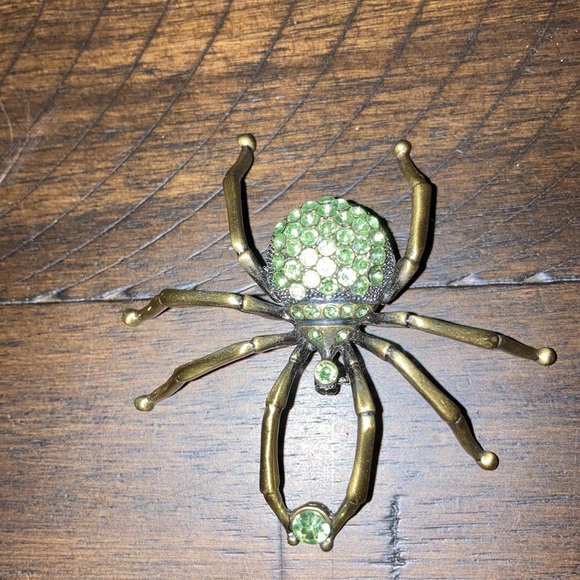 Spider Brooch - Picture 3 of 4